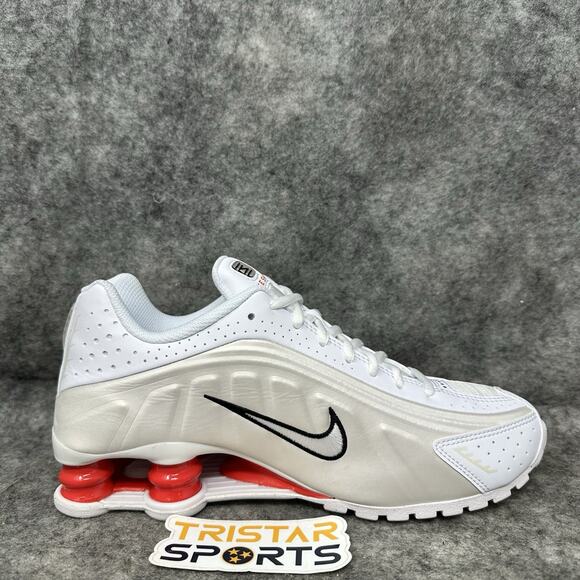 Nike Shox R4 Sneakers GS Sz 5.5Y Womens Sz 7 White Red CW2626-102 Athletic Shoes - Picture 4 of 8